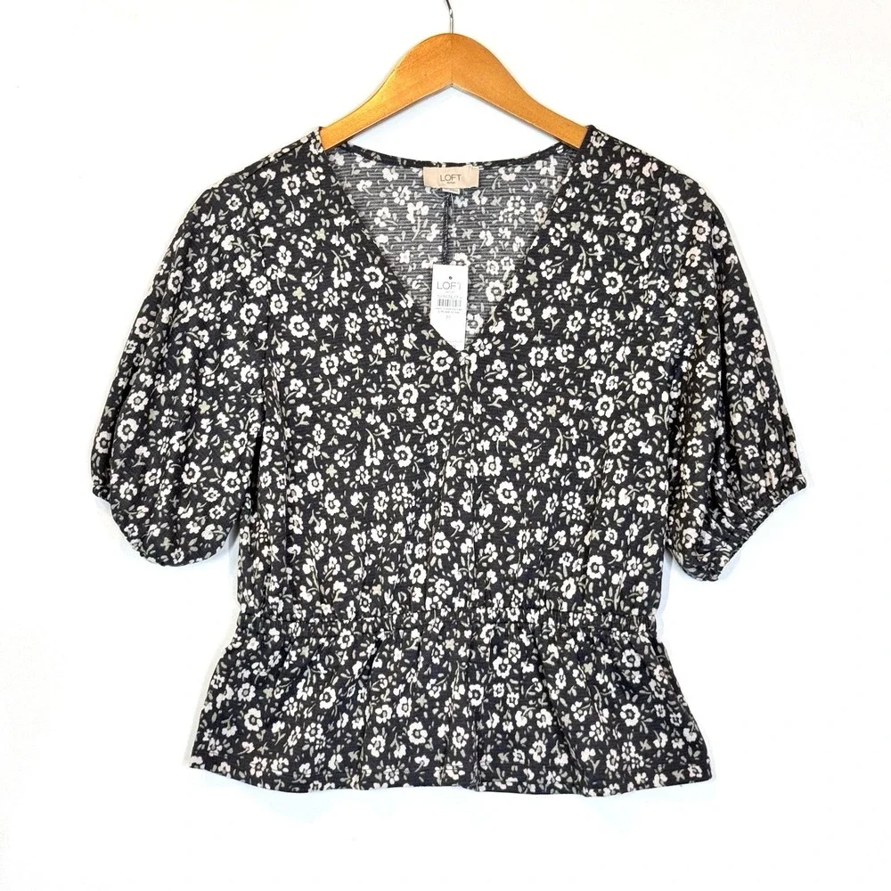 LOFT Outlet‎ Blouse Women Medium Black Floral Peplum Smocked Cottagecore NWT